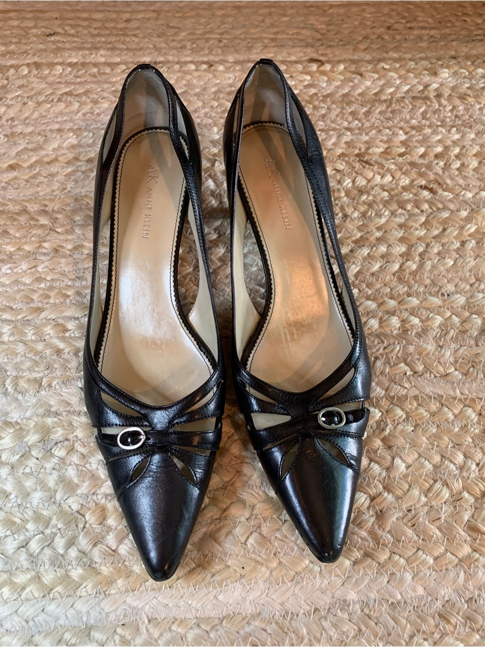 Anne Klein Black Pointed-Toe Cutout Leather Heels